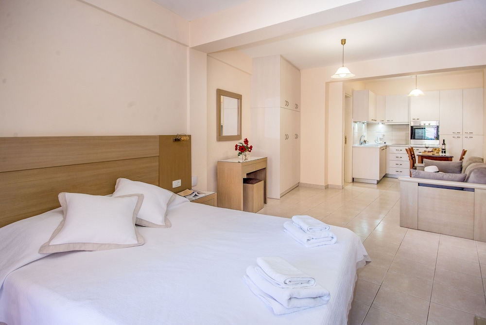 Argostοli Bay Apartments — 4-Star Luxury Hotel in Argostolion, Greece