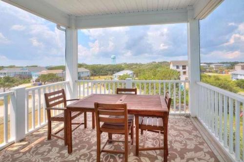 1 Coastal Escape - photo 11