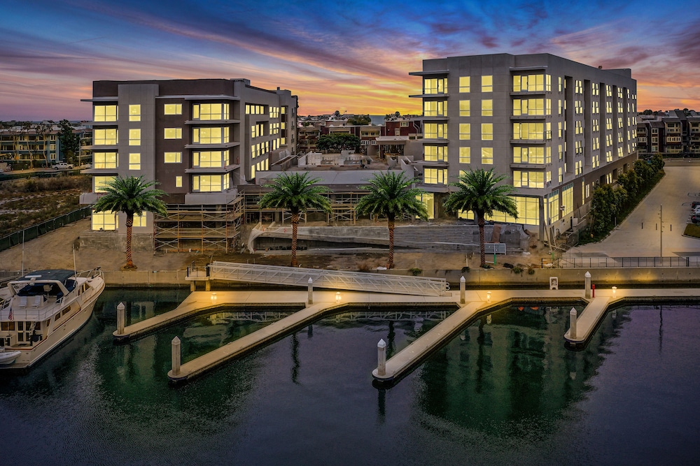 Courtyard by Marriott Marina del Rey - photo 35