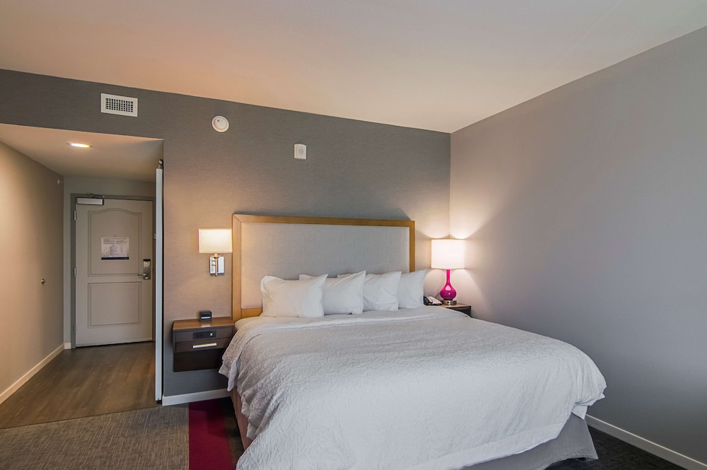 Hampton Inn & Suites Dallas Richardson - photo 13