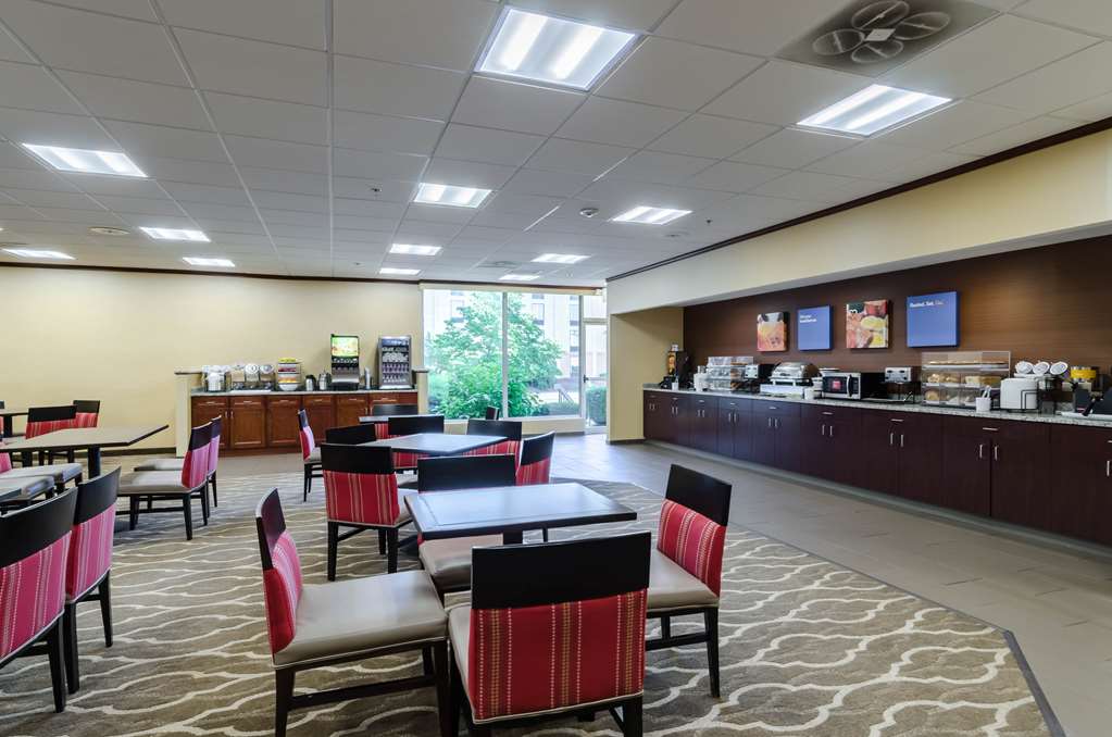 Comfort Inn Randolph Boston - photo 44