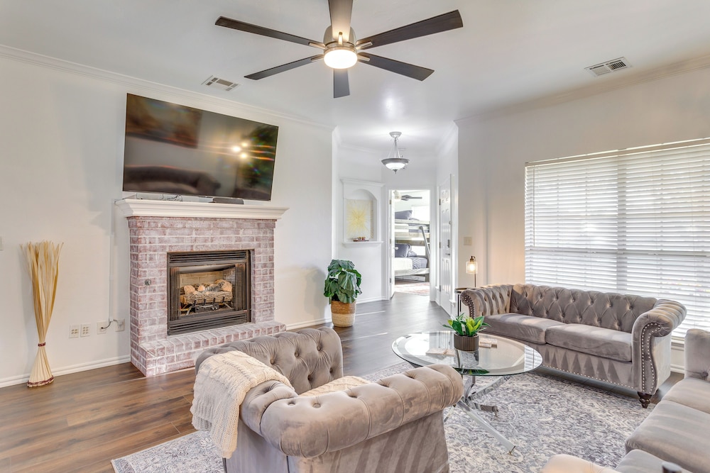 Updated Oklahoma City Home 11 Mi to Bricktown - photo 3