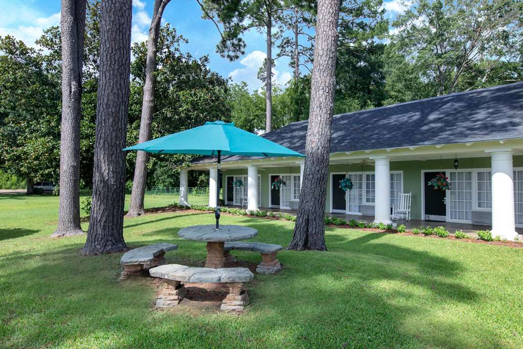 Days Inn by Wyndham Natchez - photo 4