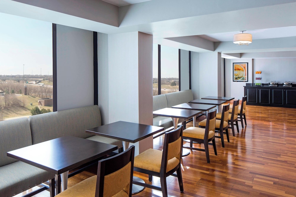 Sheraton West Des Moines Hotel - photo 34