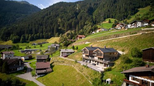 Design Chalets By Pferd Auf Wolke Neu — 4-Star Luxury Hotel in Gaschurn, Austria