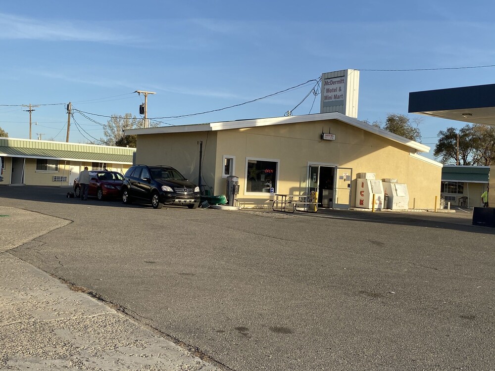 Mcdermitt Hotel - photo 42