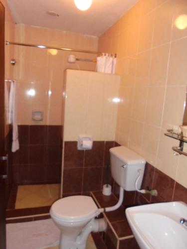 Hillcourt Resort And Spa