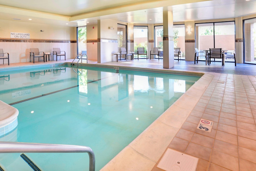 Courtyard by Marriott Kokomo - photo 20