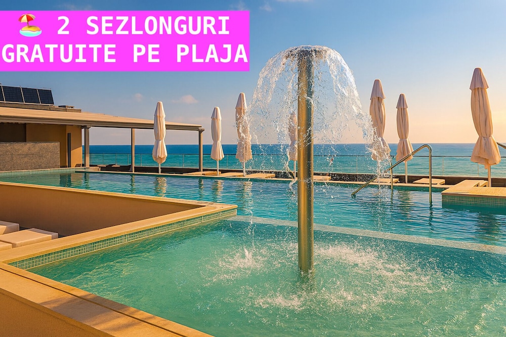 Hotel Poem Roof Top Pool & Panoramic Sea View in Eforie Nord, Romania