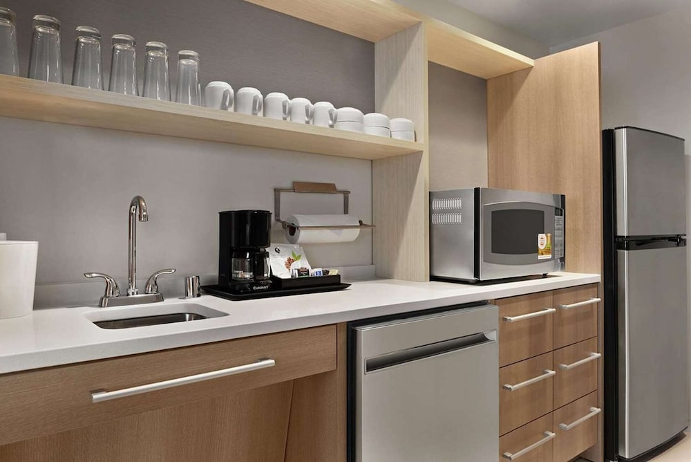 Home2 Suites Troy - photo 16