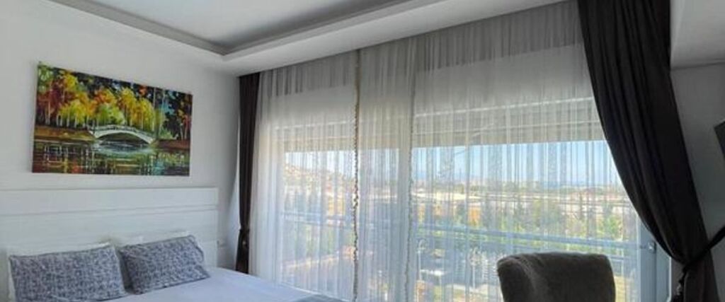 Parlement Otel Guzelbahce — Izmir