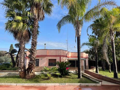 Villa Meraviglia — 4-Star Luxury Hotel in Latiano, Italy