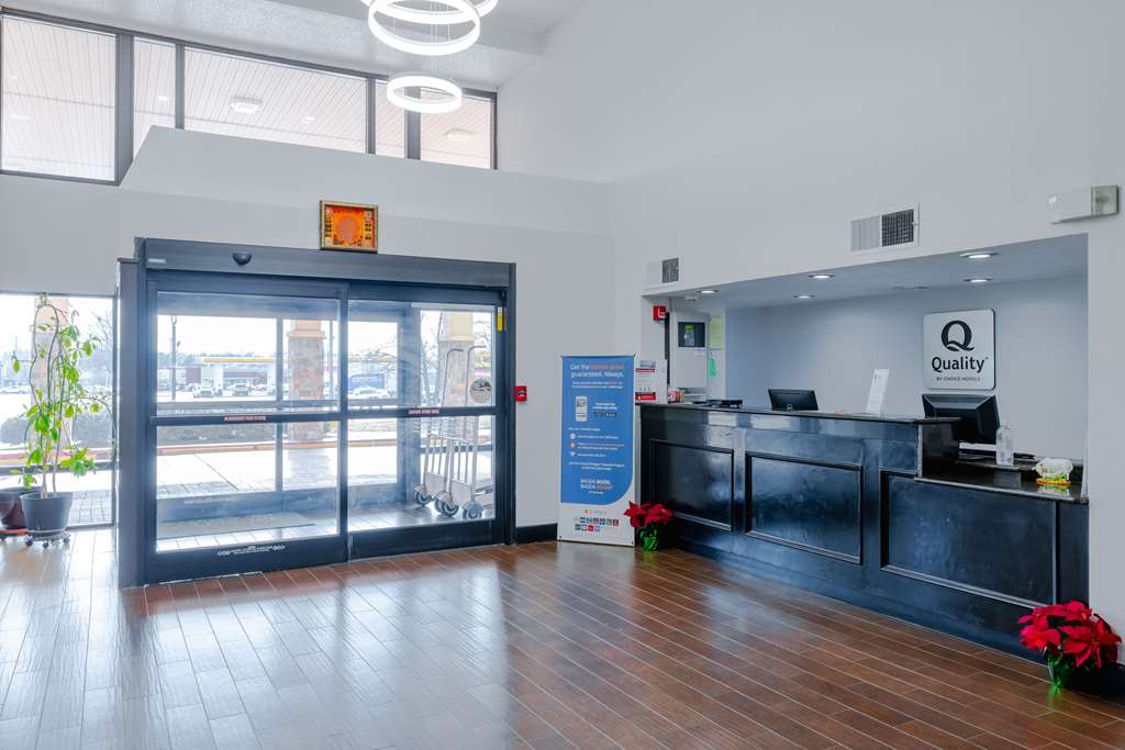 Quality Inn Olive Branch Memphis South - carbon neutral hotel in Olive Branch