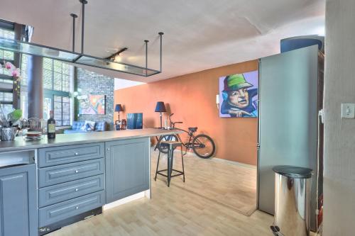 Victoria Junction Apartment