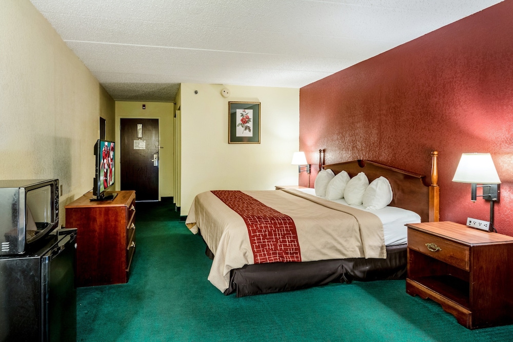 Red Roof Inn Morehead - photo 9
