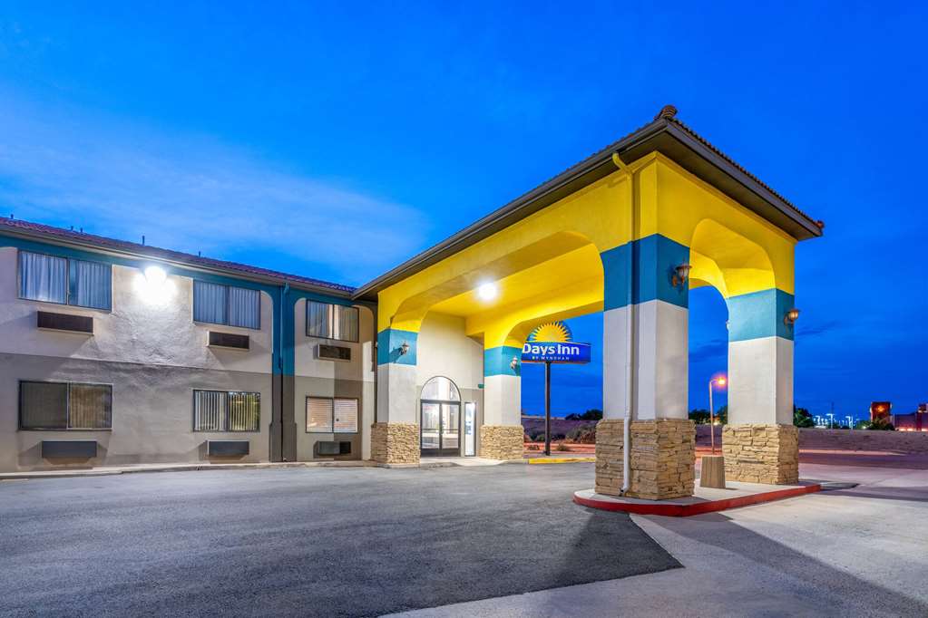 Days Inn by Wyndham Los Lunas - photo 5
