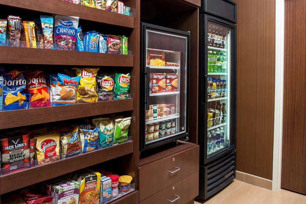 Fairfield Inn & Suites Terre Haute - photo 10