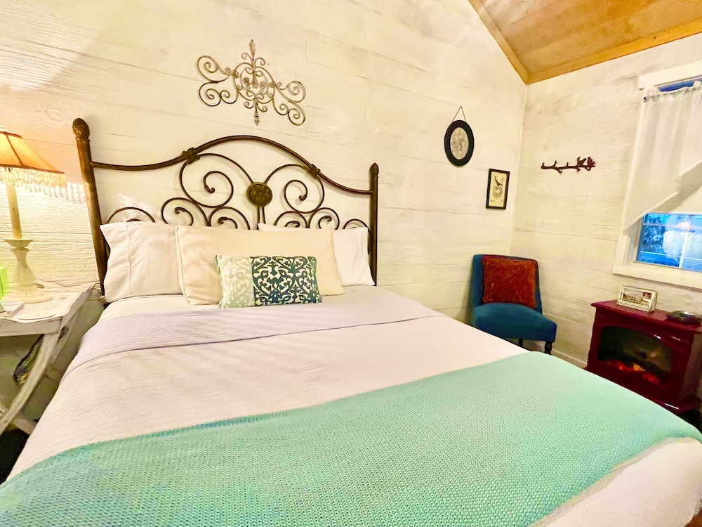 The Alexander at Creek Road - photo 25