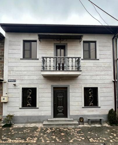 New comfortable 3 bedroom house — 4-Star Luxury Hotel in Yerevan, Armenia