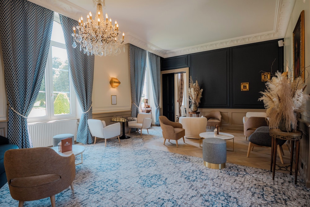 Grand Hotel Château de Sully Piscine et Spa — Sully-Sur-Loire — photo 3