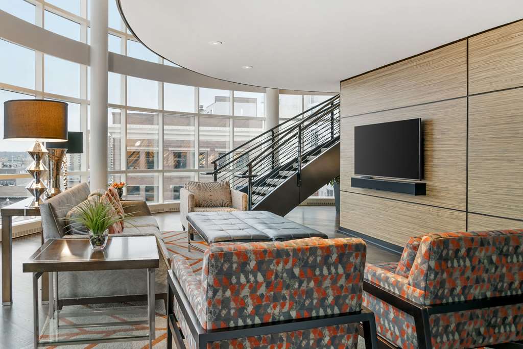 Radisson Plaza Hotel at Kalamazoo Center - photo 76