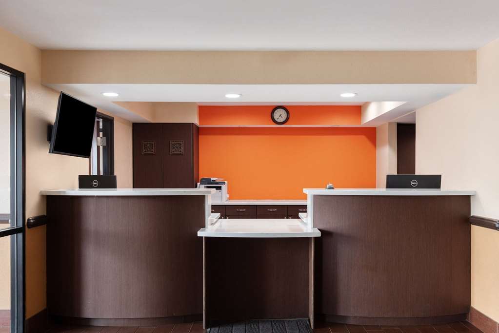 Howard Johnson by Wyndham Williams - photo 13