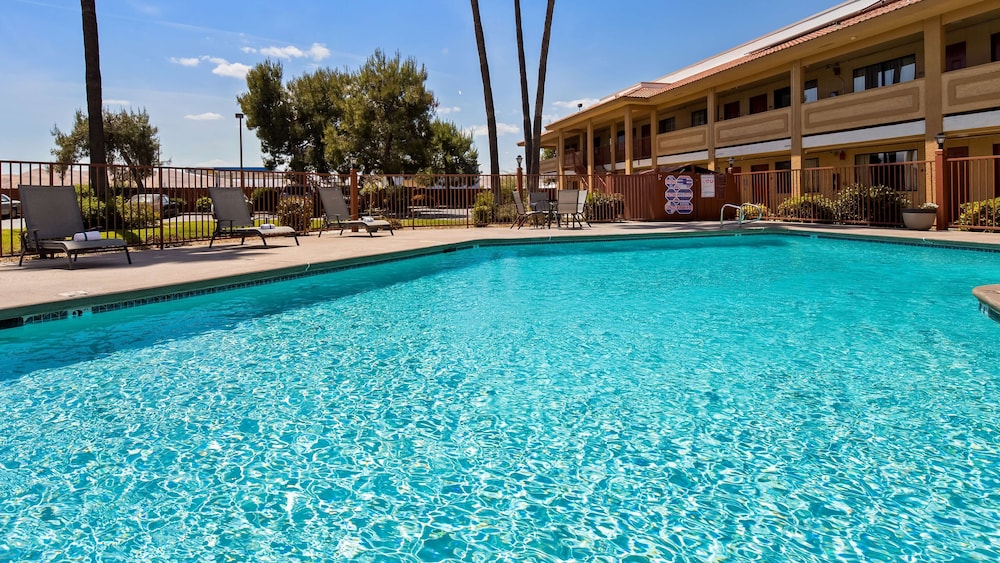 Best Western Apricot Inn - photo 17