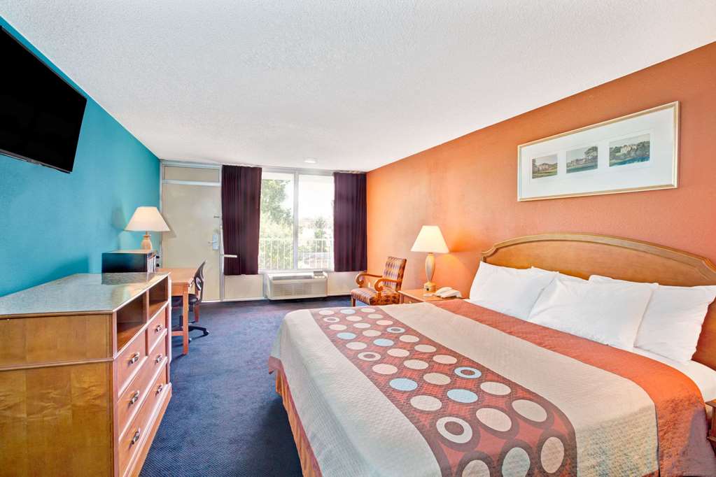 Super 8 by Wyndham Gaffney - photo 11