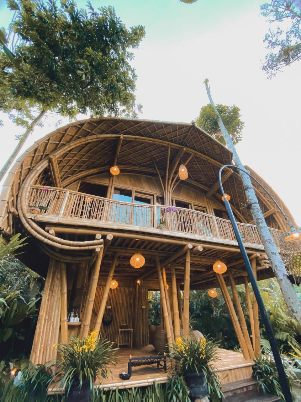 Alamvaya Bali Bamboo House — 4-Star Luxury Hotel in Sidemen, Indonesia