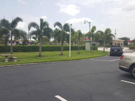 Tamiami Motel - last minute hotel in Naples