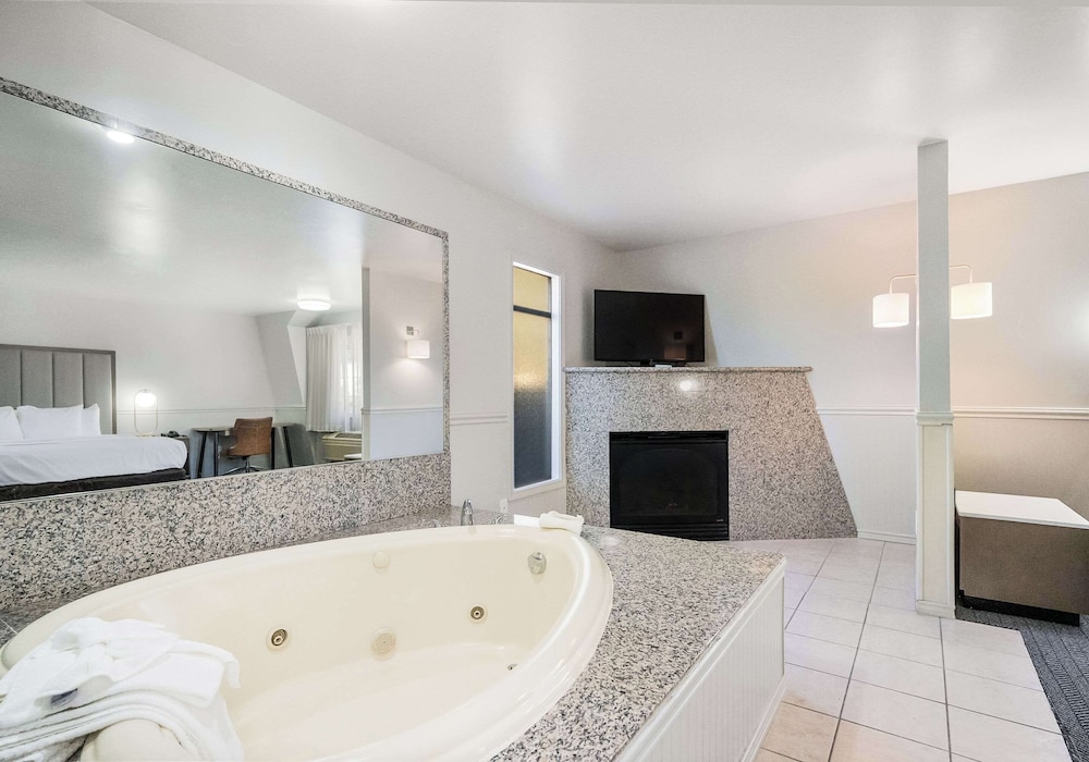 Quality Inn South Lake Tahoe - photo 36