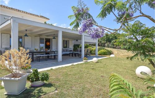 Gorgeous Home In Balestrate With Wifi — 4-Star Luxury Hotel in Balestrate, Italy