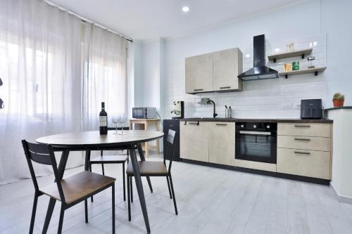 Ronkasa Quiet Apartment — 4-Star Luxury Hotel in Naples, Italy