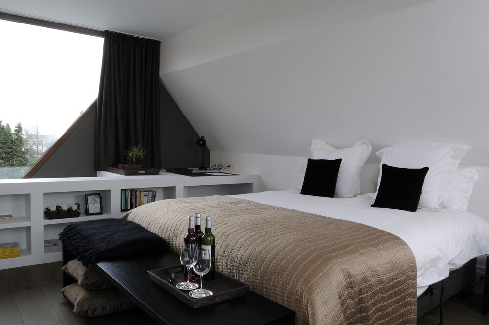 B&B Belrose — 4-Star Luxury Hotel in Geel, Belgium
