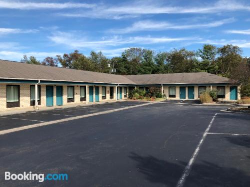 Airport Inn Motel Richmond — Montrose