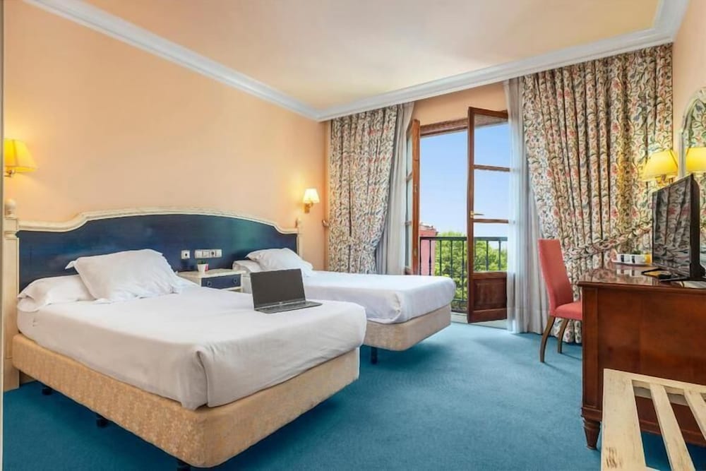 Hospedium Hotel Sky Blu Sondika — hotel near Bilbao Airport