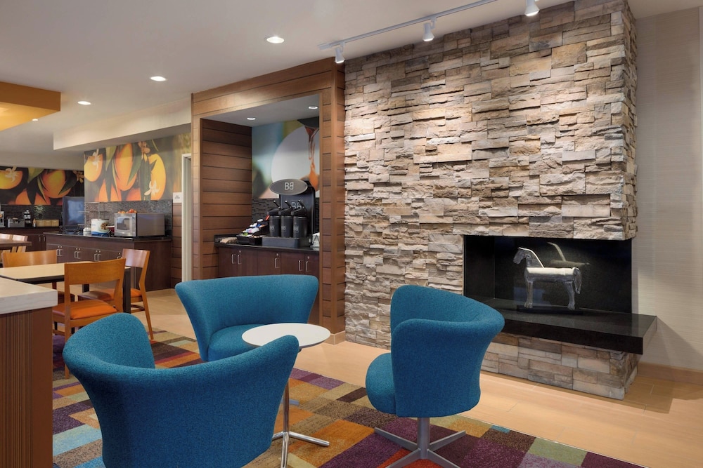 Fairfield Inn Suites Youngstown Boardman Poland — Poland