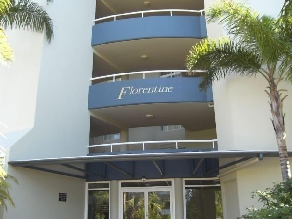 Florentine 6 stunning unit with sensational views — 4-Star Luxury Hotel in Nelson Bay, Australia