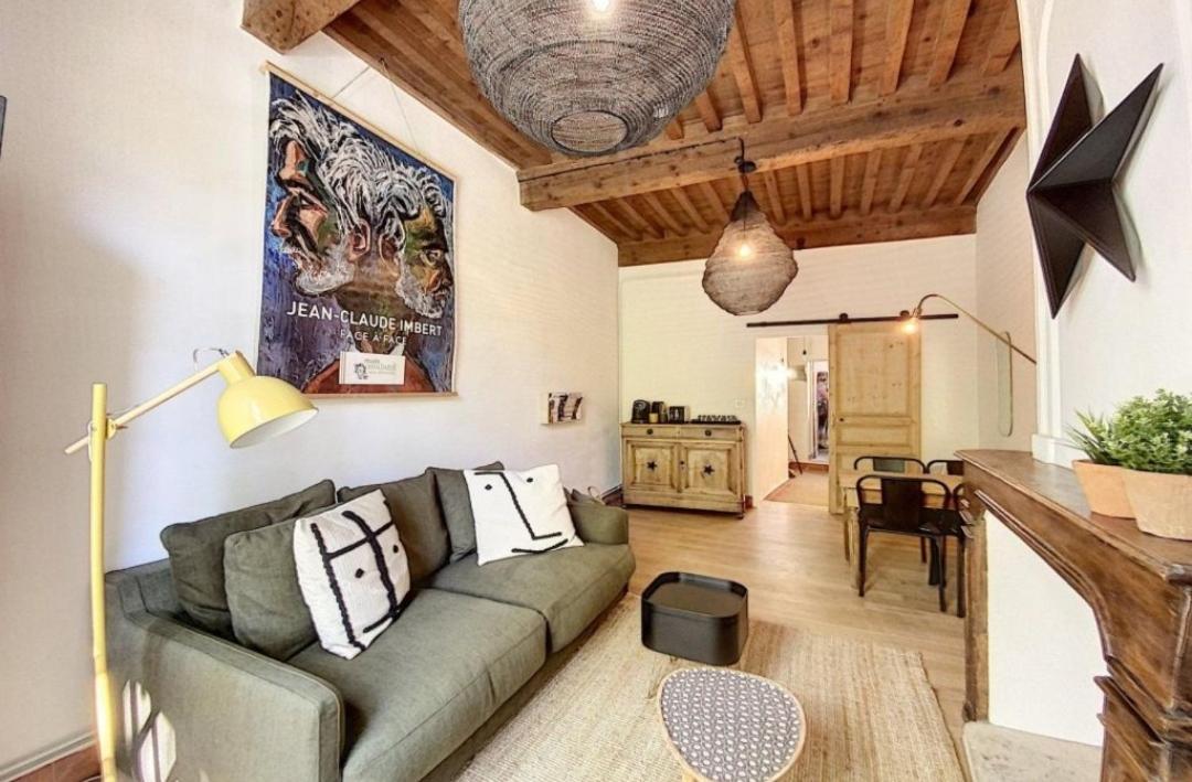 La Boheme Place Aux Herbes — hotel in Uzes