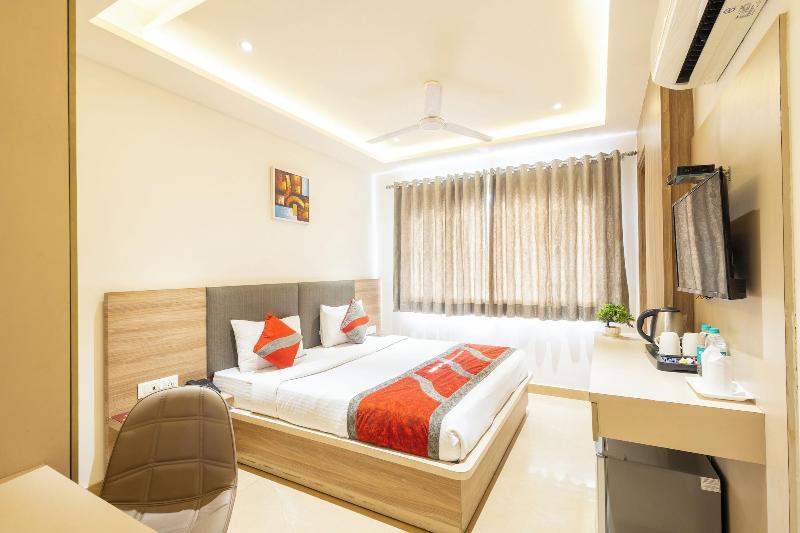 Hotel Tripple Tree Near Ganga Ram & BLK Hospital Karol Bagh — 4-Star Luxury Hotel in New Delhi, India