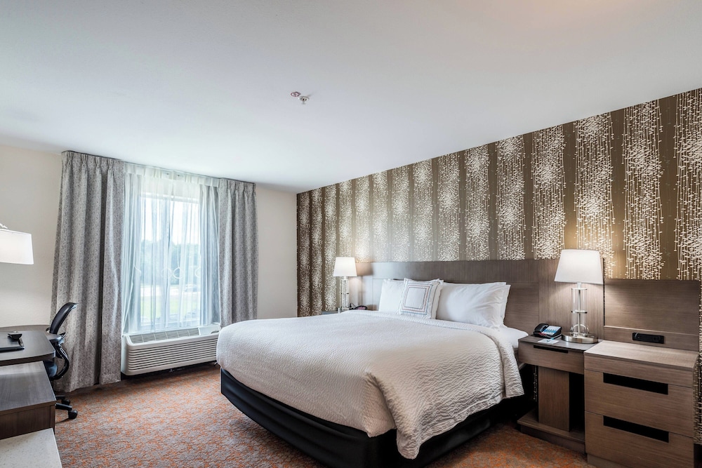 Fairfield Inn & Suites by Marriott St. Joseph Stevensville - photo 14