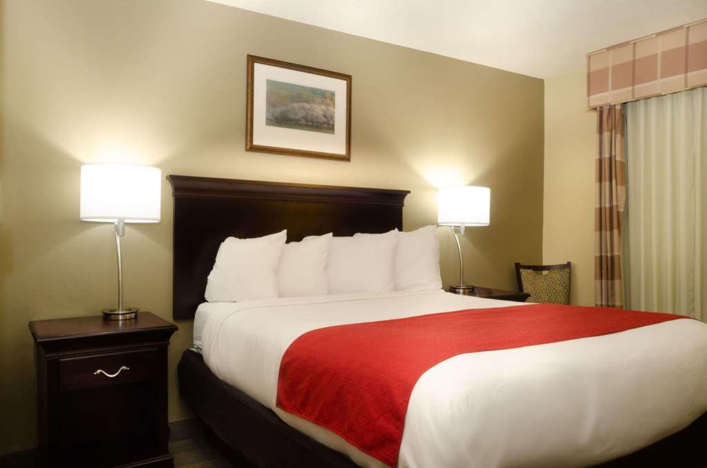 Country Inn & Suites by Radisson Tuscaloosa AL - photo 10