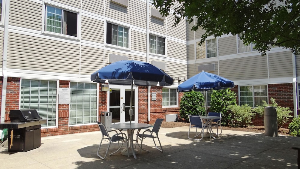 MainStay Suites Raleigh North - photo 52