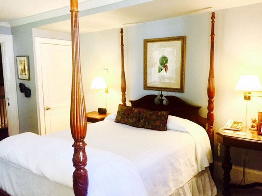 Morehead Inn - photo 26