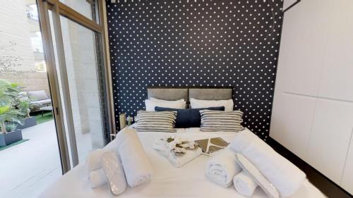 Haneviim Court Luxury by Rental Israel — 4-Star Luxury Hotel in Jerusalem, Israel
