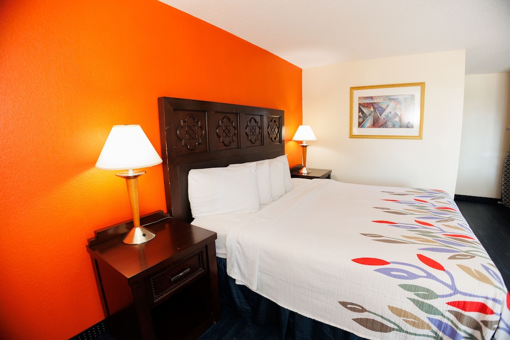 Garnet Inn & Suites Orlando - photo 42