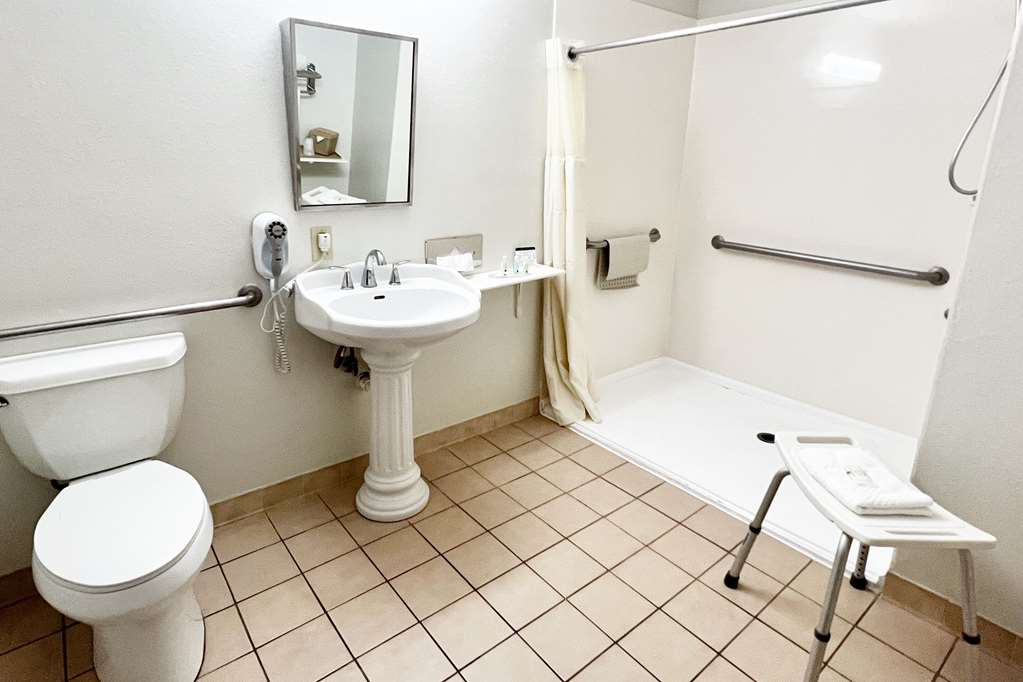 Quality Inn Gainesville I 75 - photo 16