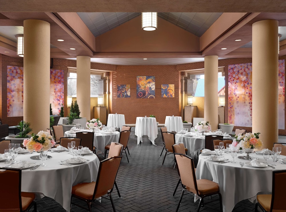 Hilton Arlington - photo 51