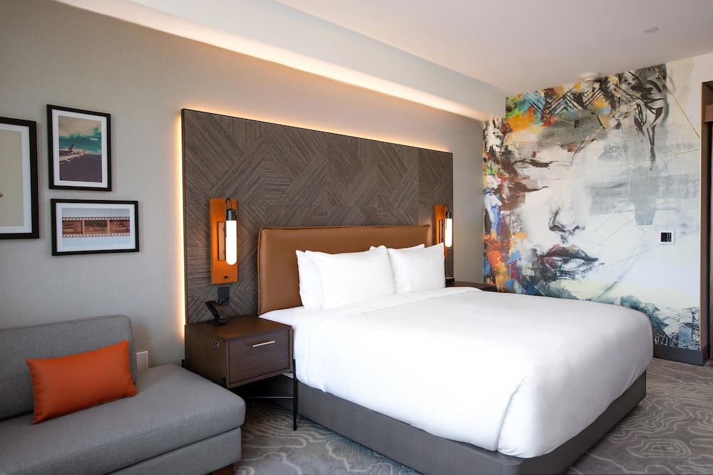 The Glenmark Glendale a Tribute Portfolio Hotel - photo 11