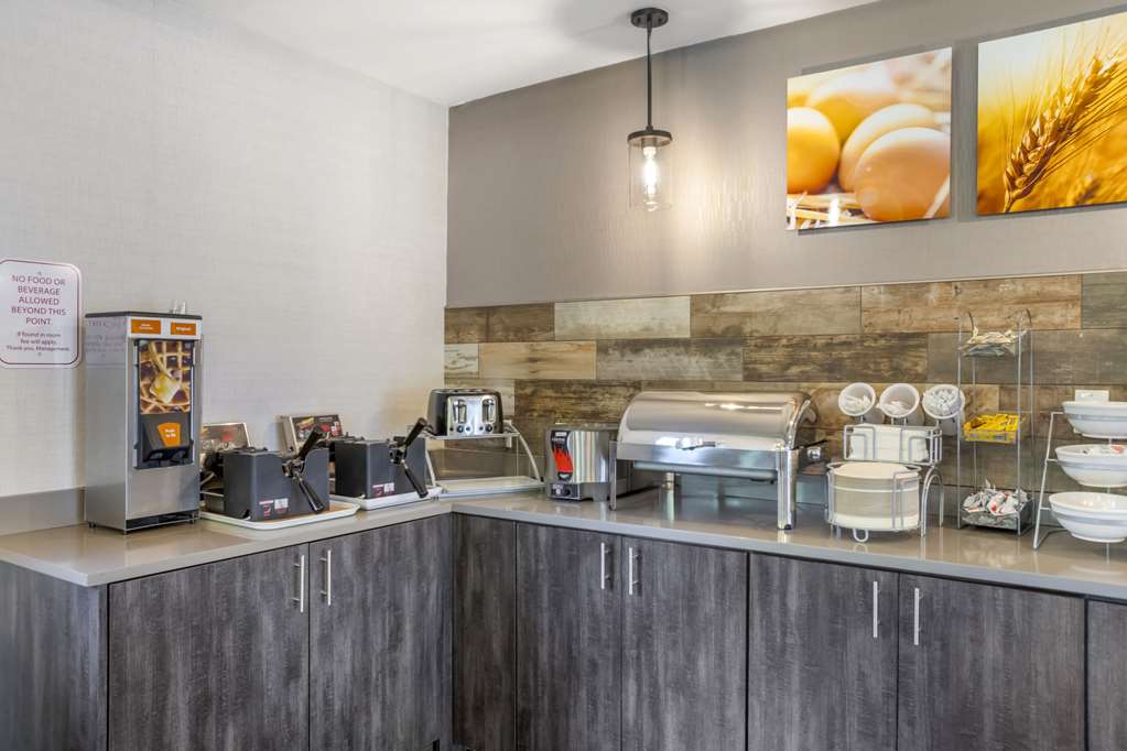 Comfort Suites Nashville Airport BNA - photo 47